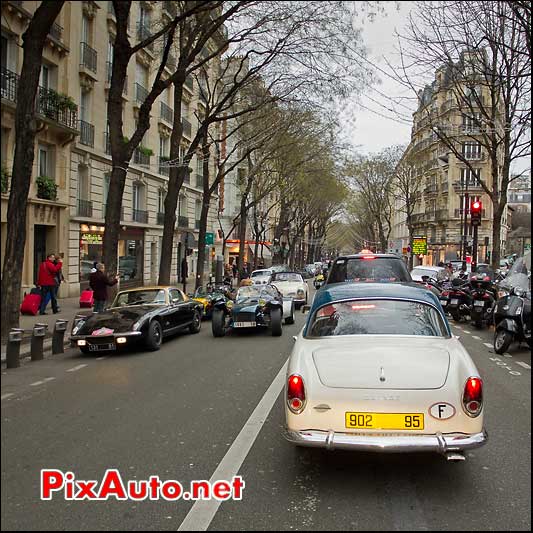 traversee de paris lotus elan, caterham, simca aronde