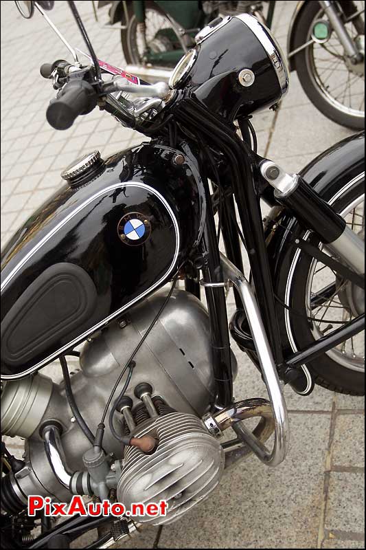12e traversee de paris moto bmw place vendome
