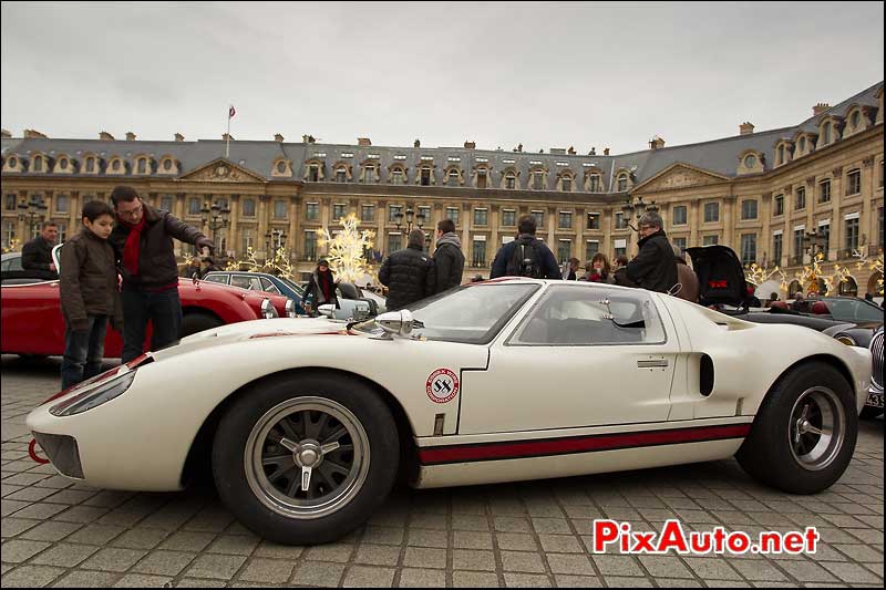 12e traversee de paris américaine place vendome