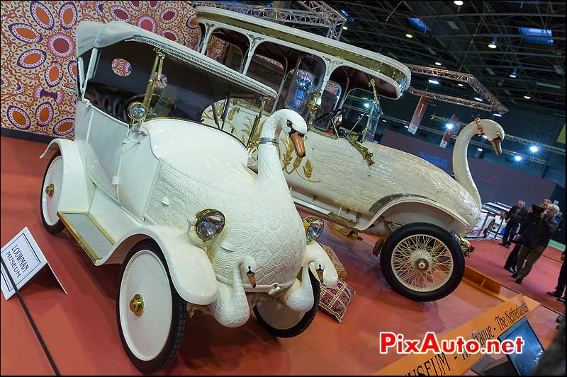 La Cygnet et Brooke Swan, salon retromobile 2014