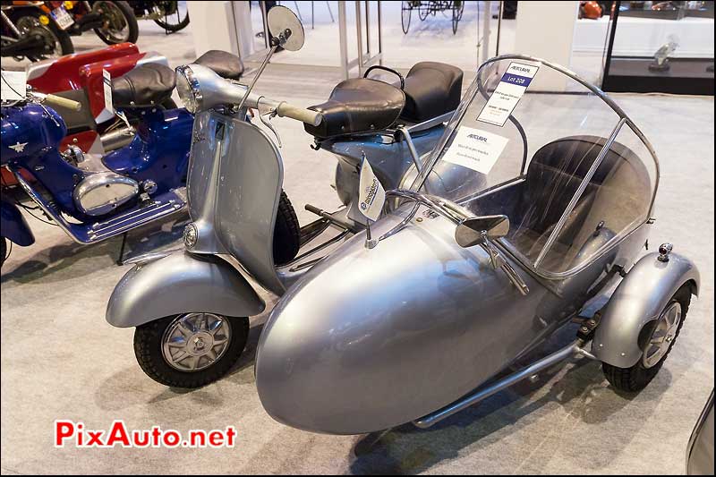 Vespa 150 Avec Side Car, Arcurial Salon Retromobile