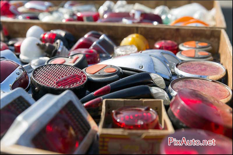 Bourse Salon Automedon, Feux Arrieres